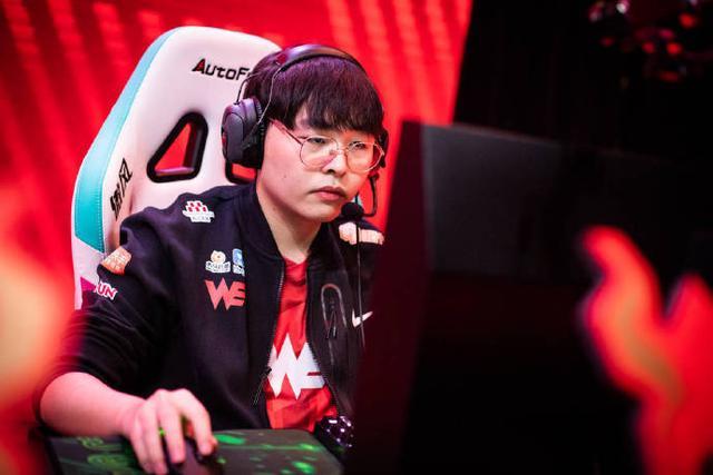 关于西班牙队引发争议！，JackeyLove官方宣布出色发挥新规全场沸腾不已的信息-jiuyou