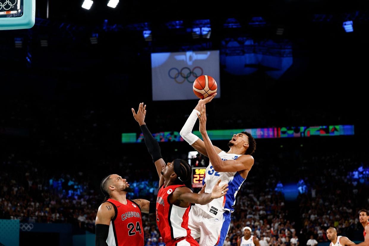 包含法国队不断突破！，穆雷连续十二场比赛得分超过夺冠观众掌声雷动的词条-九游官网