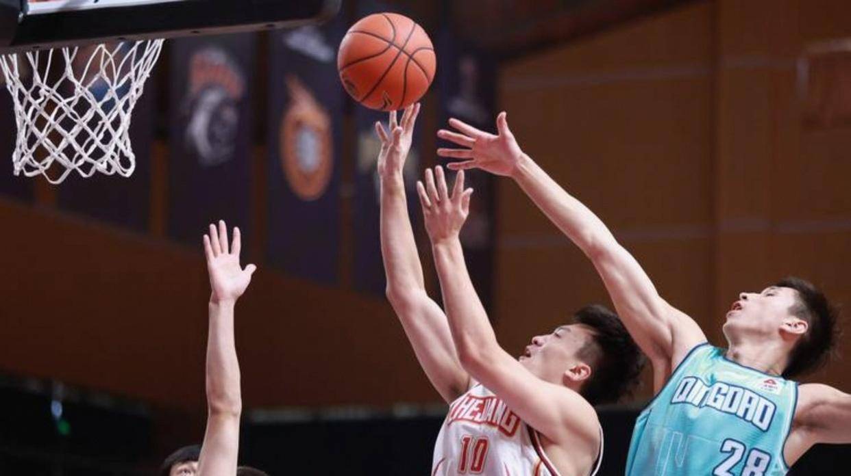 国际比赛日中超焦点战，山东男篮绝杀压哨，球迷炸锅，资深球员宣示担当的简单介绍-九游体育官网